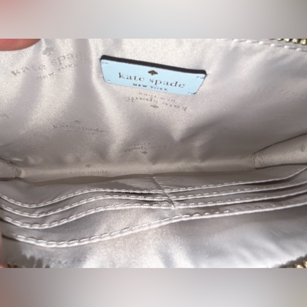 Kate Spade Wristlet NWOT - Picture 5 of 6